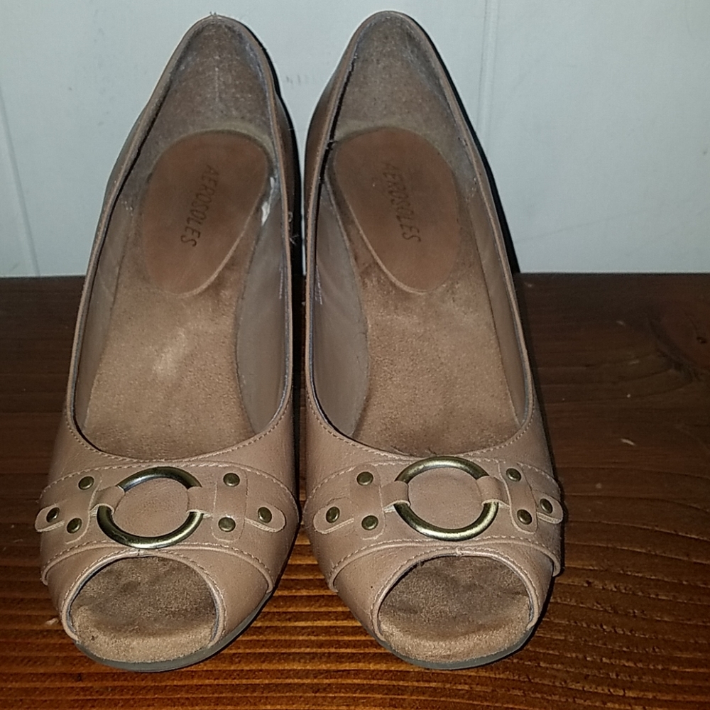 Very comfy open toe heels